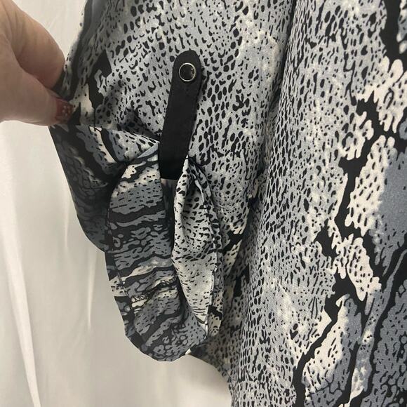 Elementz Top Blouse Button Up PXL Black Gray Petite Roll Tab Sleeves - Picture 6 of 9